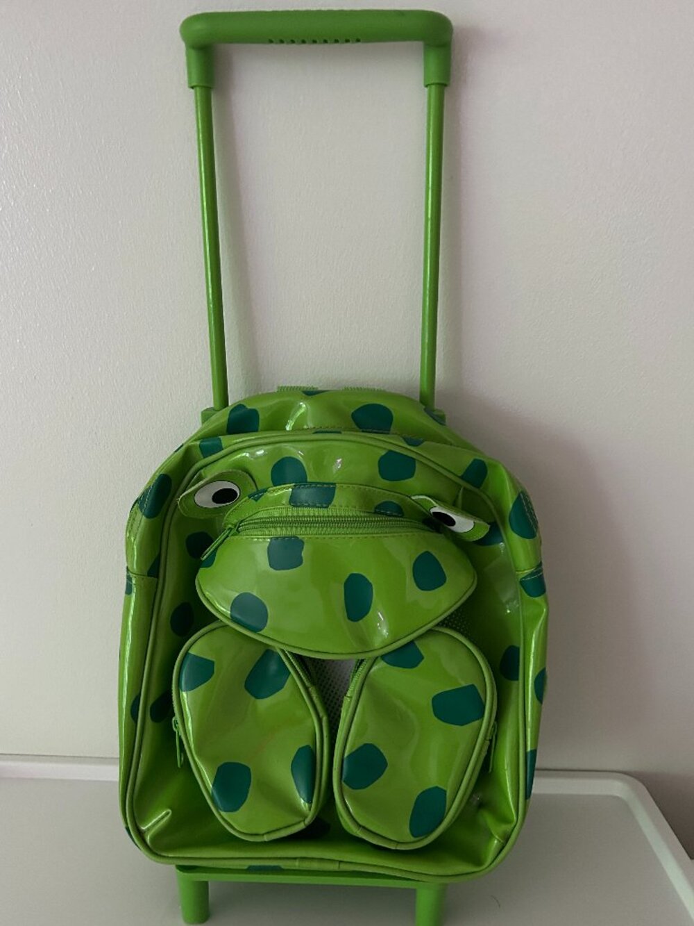 GREEN FROG ROLLING BACKPACK/LUGGAGE FOR TODDLERS